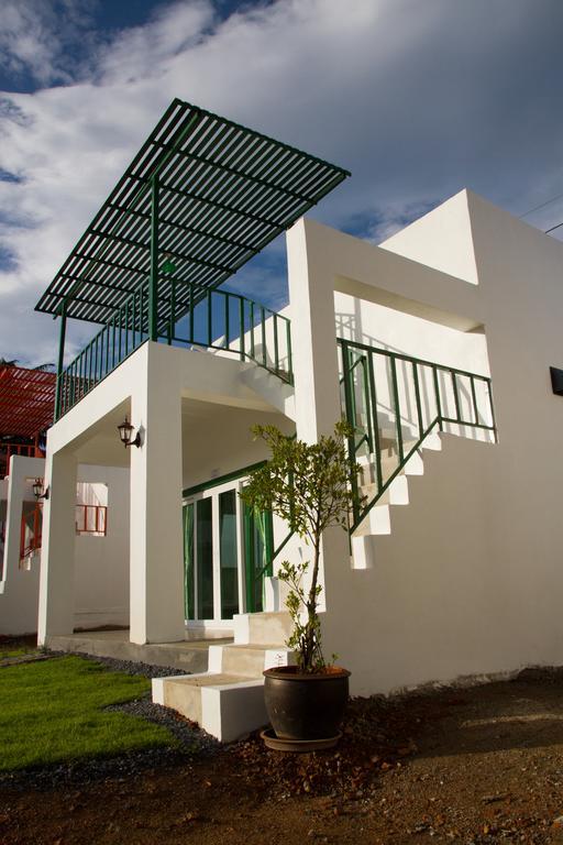 Keereelay Hotel Koh Lanta Exterior photo